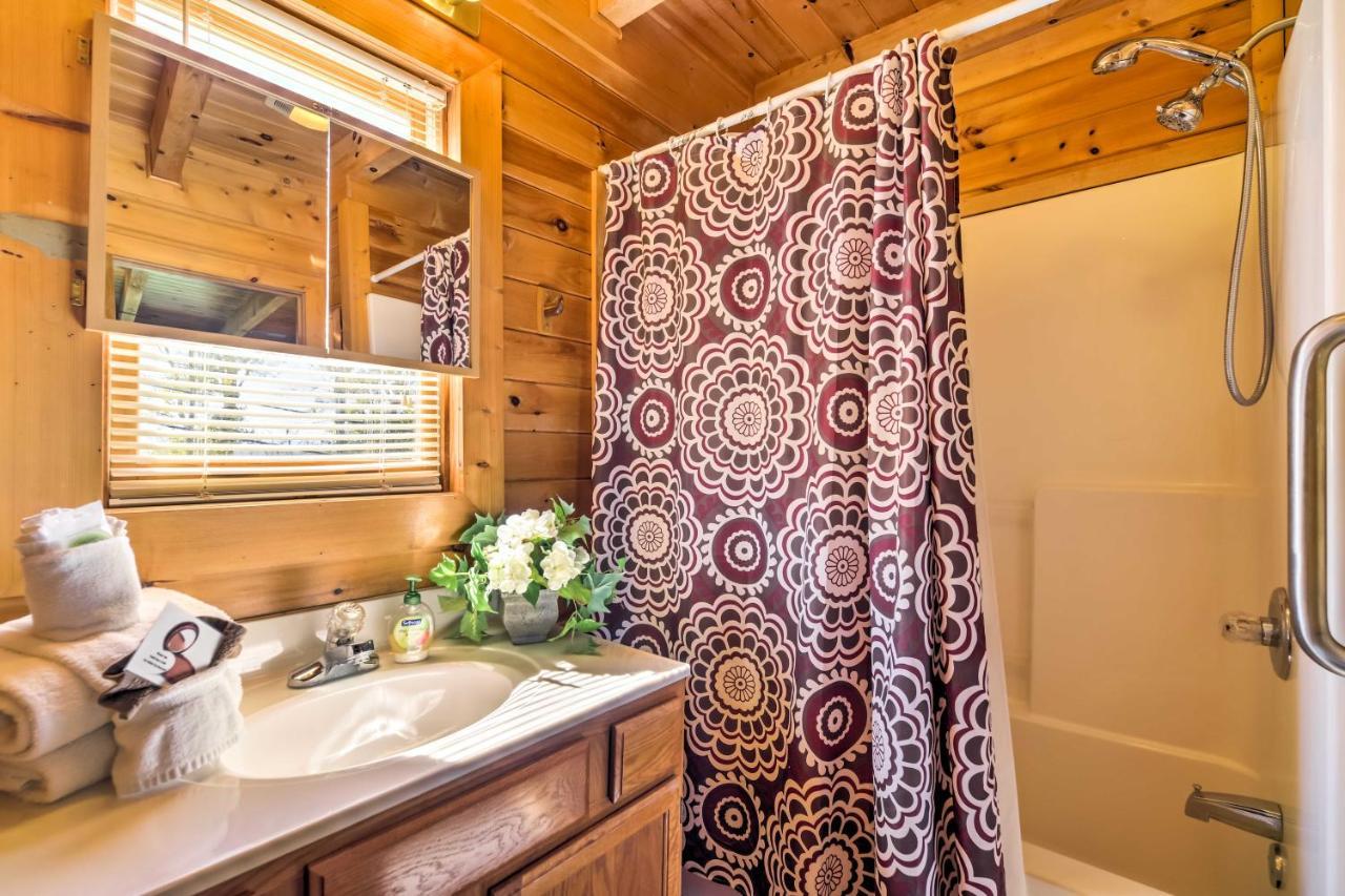 Sevierville Retreat Private Hot Tub And Lake Views! Exteriör bild