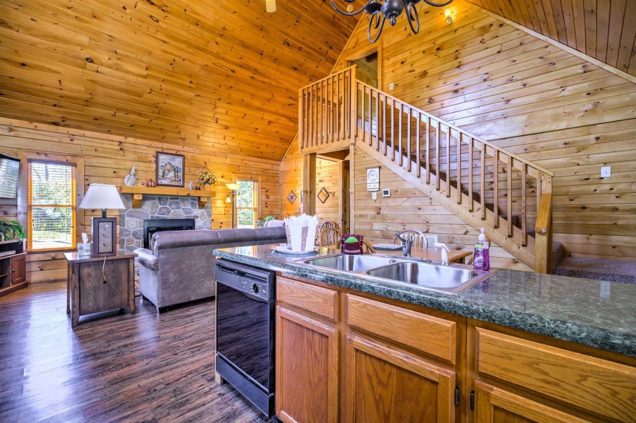 Sevierville Retreat Private Hot Tub And Lake Views! Exteriör bild